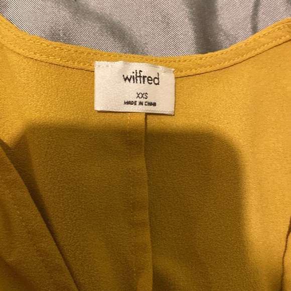 Nice formal shirt - Picture 2 of 3